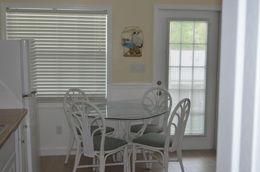 Beachview Cottages Sanibel Chambre photo